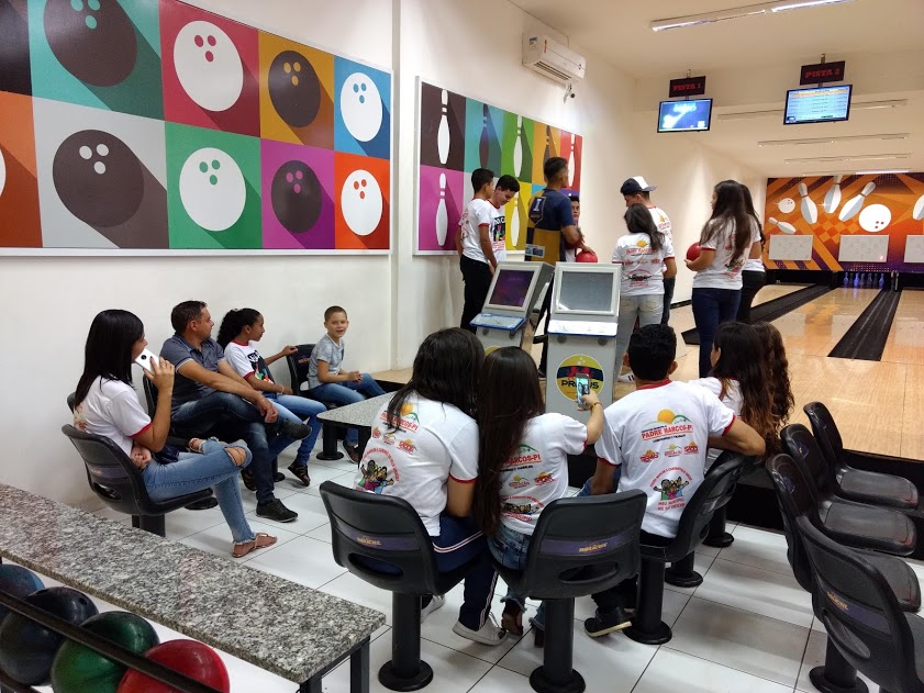 Jovens da cidade de Padre Marcos visitam o Picos Plaza Shopping para momento de lazer